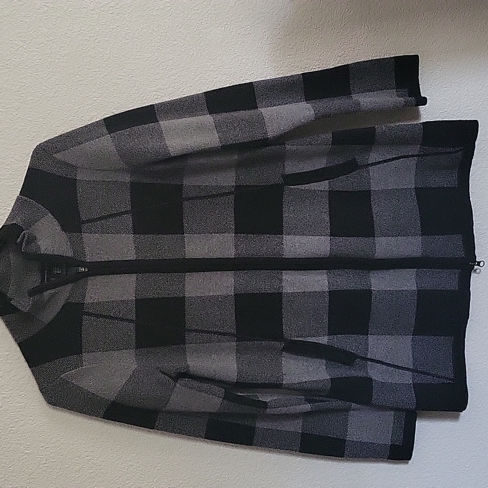 Adrienne Vittadini, Long Sweater Jacket, Medium, Gray n Black